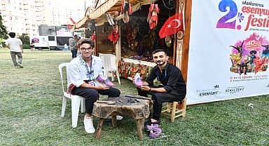 Esenyurt'ta Kurulan Zanaatkarlar Sokağı'nda kültürler kaynaşıyor