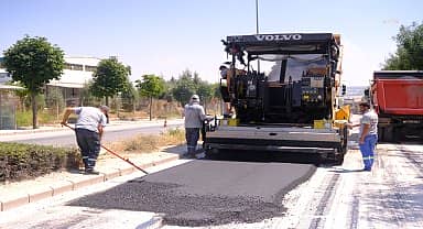 Eskişehir Büyükşehir Belediyesi'nden 2. Arabacılar Bulvarı'nda bakım onarım çalışması