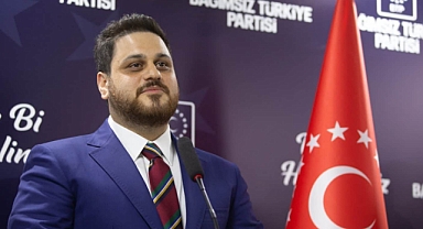 Hüseyin Baş: “Bugün Malazgirt Zaferini, İstanbul’un Fethini kutlayabiliyorsak bu Atatürk imzalı son zaferimiz sayesindedir”