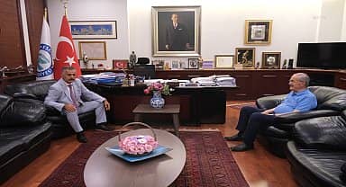 İyi Parti Odunpazarı İlçe Başkanlığı'ndan Yılmaz Büyükerşen'e ziyaret