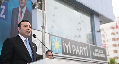 İYİ Partili Kaya’dan “Antalya EXPO” tepkisi: “Antalya’mıza en büyük ihanetlerden birini gerçekleştirmiş oluruz”