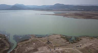 İzmir Büyükşehir Belediye Başkanı Soyer, Tahtalı Barajı'ndan su tasarrufu çağrısı yaptı