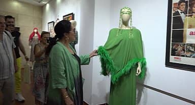 İzmir Büyükşehir Belediyesi'nden "Sinema Benim Aşkım Türkan Şoray Kostümleri" sergisi