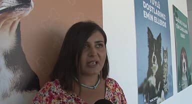 İzmirli gençler Hatay'dan gelen depremzede köpeği sahiplendİ