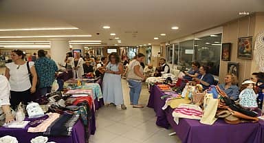 Kartal Belediyesi, ilçeli kadınların el emeği sergisine ev sahipliği yapıyor 