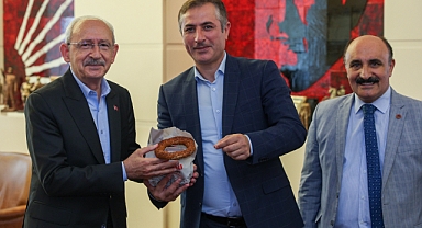 Kılıçdaroğlu, CHP Genel Merkezi'nde esnaf odalarının temsilcileriyle görüştü