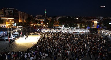 Kırşehir Belediyesi'nin '2. Gurbetçi Şenliği' devam ediyor 