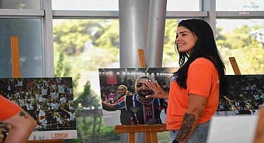 Konyaaltı Belediye SK Kadın Hentbol Takımı'na özel fotoğraf sergisi