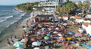 Kuşadası'nda plajlar ücretsiz olarak halkın kullanımında 