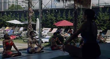 "Maltepe Gençlik Günleri" yüzme etkinliğiyle başladı