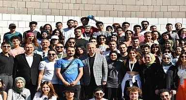 Mansur Yavaş, Kent Konseyi'nin Gençlik Kampı'na katıldı 