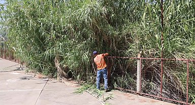 Marmaris'te okul bahçeleri yeni döneme hazırlanıyor
