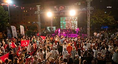 Mersin'de zafer haftası etkinlikleri kortej ve konserlerle başladı