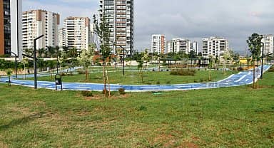 Mersin Yenişehir Belediyesi, kente 5 bin metrekarelik bisiklet eğitim parkı kazandırdı