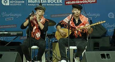 Muhittin Böcek, Korkuteli'de '9. Barbunya Şenliği'ne katıldı