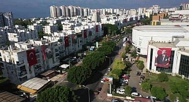 Muratpaşa, büyük zaferin yıl dönümü için bayraklarla donatıldı