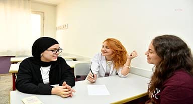 Muratpaşa Gençlik Eğitim Merkezi'nden YKS'de 83,5'lik başarı oranı 