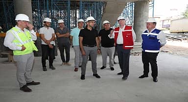 Odunpazarı Belediye Başkanı Kurt, Yenikent pazar yeri inşaatını inceledi