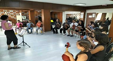 Odunpazarı Belediyesi Keman Atölyesi'nde çalışmalar devam ediyor