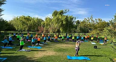 Odunpazarı Belediyesi'nin parklarda düzenlediği spor etkinliklerine yoğun ilgi gördü