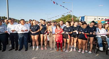 Özdere 100.Yıl Gençlik ve Spor Yerleşkesi açıldı