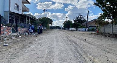 Saray Belediyesi, Büyükyoncalı'da yol çalışmalarına devam ediyor