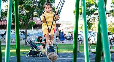 Seferihisar'da yeşil alan ve park seferberliği 