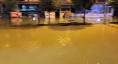 Şiddetli yağmur Artvin Arhavi ve Ardanuç'ta su baskınlarına neden oldu