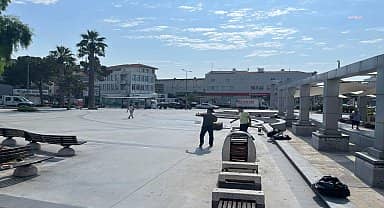 Söke Belediyesi, Cumhuriyet Meydanı'nı 30 Ağustos'a hazırlıyor