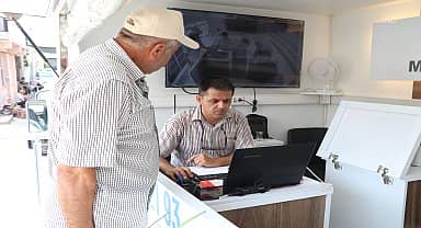 Söke Belediyesi'nin Mobil Hizmet Aracı Bağarası Mahallesi'ndeydi 