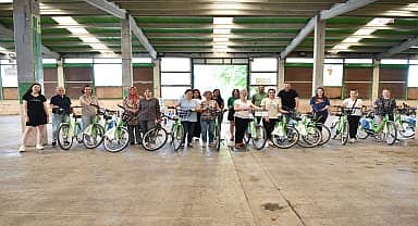 Tepebaşı Belediyesi'nin projesiyle 120 kadın bisiklet kullanmayı öğrendi 