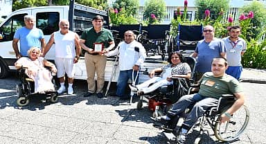 Türkiye Sakatlar Derneği Başkanı Arslanca'dan Fethiye Belediyesi'ne tekerlekli sandalye hediyesi 