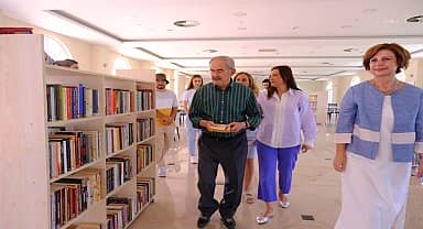 Yılmaz Büyükerşen, Sosyal Kütüphane'deki çalışmaları yerinde inceledi 
