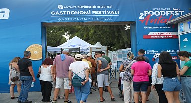 2'nci Uluslararası Food Fest Antalya Gastronomi Festivali'ne yoğun ilgi