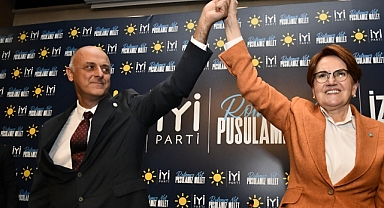 Akşener, Ümit Özlale’yi İzmir adayı olarak açıkladı: 