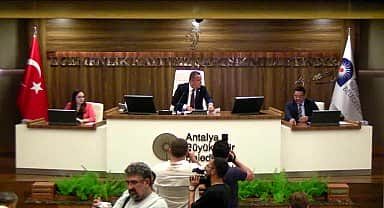 Antalya Büyükşehir Meclisi'nden cumhuriyetin 100. yılına yakışır karar