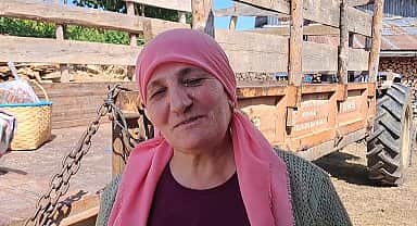 Artvin Ardanuçta âtıl kalan tarım arazileri, kadınlar tarafından imeceyle lavanta bahçelerine dönüştürülüyor
