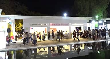 Başkan İduğ, fuar standında vatandaşlarla buluştu