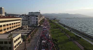 Bayraklı, fuardaki yerini aldı