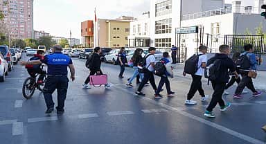 Beylikdüzü belediyesi öğrenciler için görev başında
