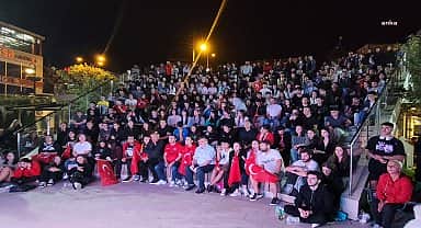 Bilecikliler şampiyonluk sevincini Atatürk Parkı'nda yaşadı