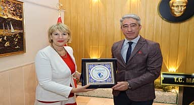 Birleşik Krallık Büyükelçisi Morris'ten Marmaris Belediye Başkanı Oktay'a ziyaret