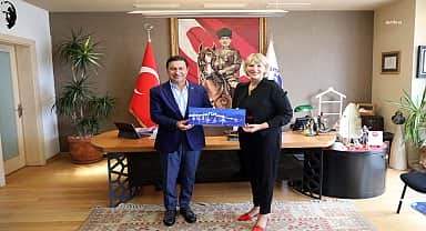 Birleşik Krallık Büyükelçisinden Bodrum Belediye Başkanı Aras'a ziyaret