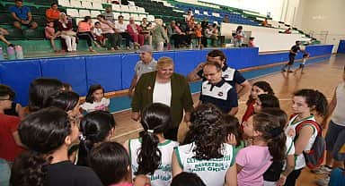 Ceyhan Belediyesi'nin spor kursları büyük ilgi görüyor