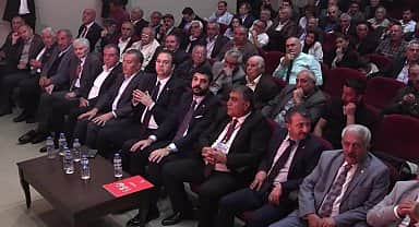 CHP'li İnan Akgün Alp: "Bu yüzde 48'in kıymetini bilmezsek diğer partilerin bu oyu alma şansı var mı? Bizim bundan sonra da bir arada olmamız lazım"