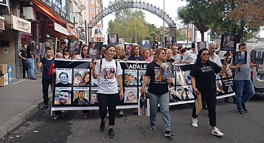 Çorlu tren faciasına ilişkin 15’inci duruşma başladı. Aileler “Adalet İstiyoruz” sloganıyla yürüdü