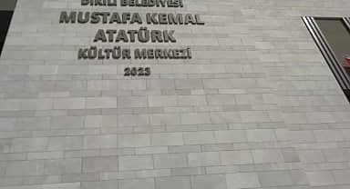 Dikili, kültür merkezine kavuştu