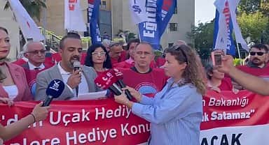 Eğitim-İş Bursa Şube Başkanı Yeliz Toy'un davası yarın İstanbul'da başlayacak: "Onları kızdıran şey, Bursa'daki çadır skandalı ile MEB'in ipliğinin pazara çıkarılmasıdır"
