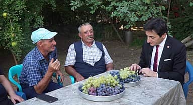 Elazığ Acıpayam köylüleri: ''Evimizi yıkacaklar, biz şimdi nereye gidelim, hayvanlarımızı nereye koyalım''
