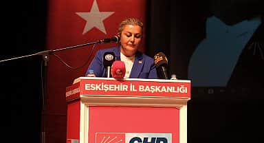 Eskişehir CHP İl Kongresi'nde Figen Kahya ve Talat Yalaz il başkanlığına aday oldu